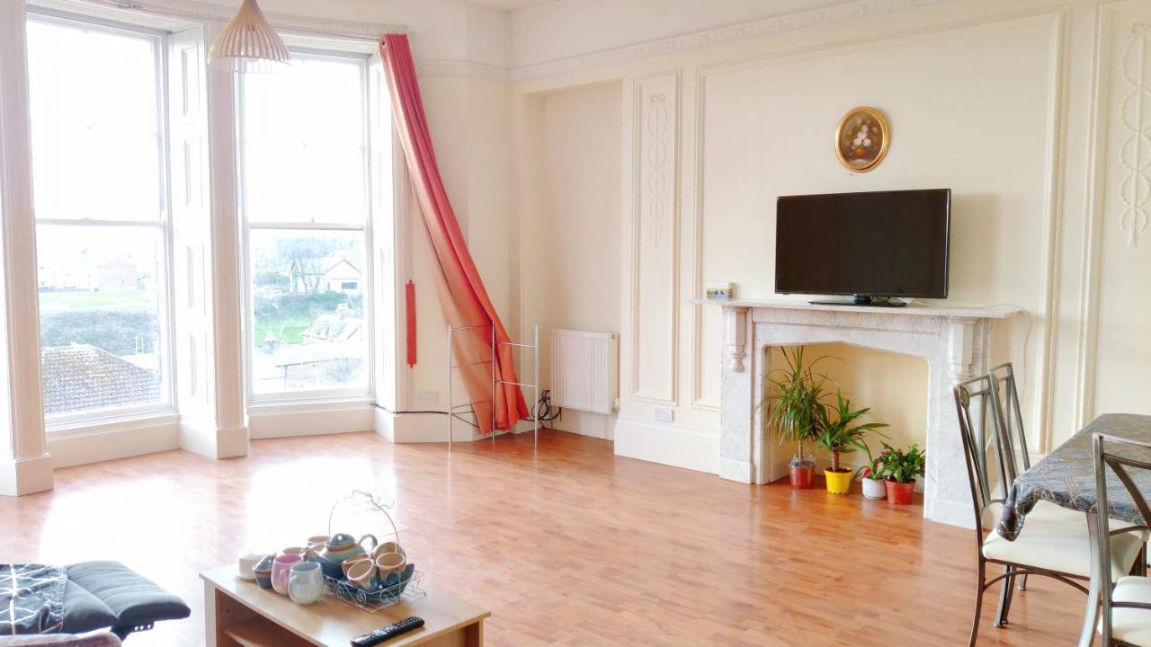 Апартаменты Full Nature Views Dancinglivingroom French Flat *